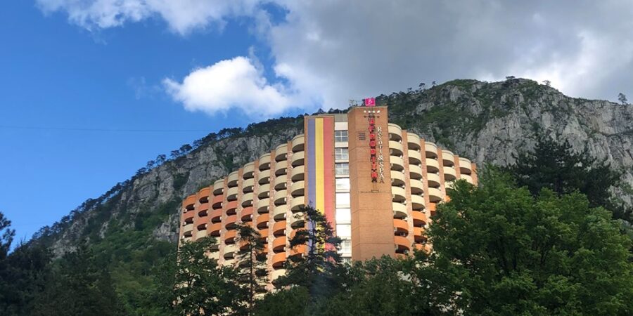 La Herculane, poți face terapii balneare fără grijă