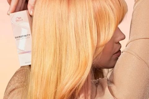 Strawberry blonde: o culoare de păr cu mai multă personalitate