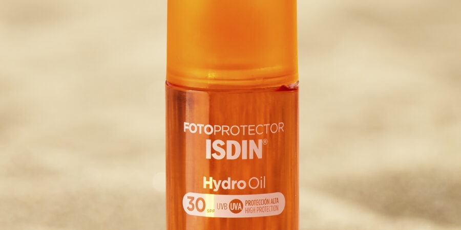 ISDIN Hydro Oil SPF 30 – protecție bifazică și dublă acțiune pentru o piele sănătoasă cu un bronz natural