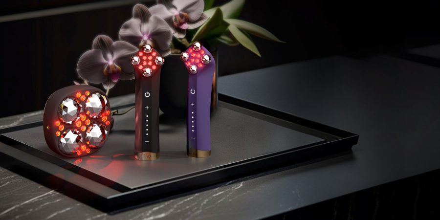 Revoluție în beauty: FAQ™ Swiss lansează prima linie multidimensională cu microcurent dual și terapie LED